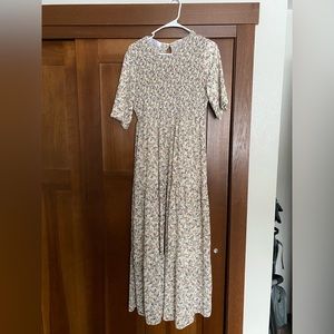 Creamy, floral, maxi, short sleeve dress